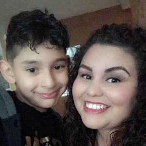 Meet your Posher, Monique